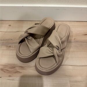 Steve Madden Cyrix Sandals